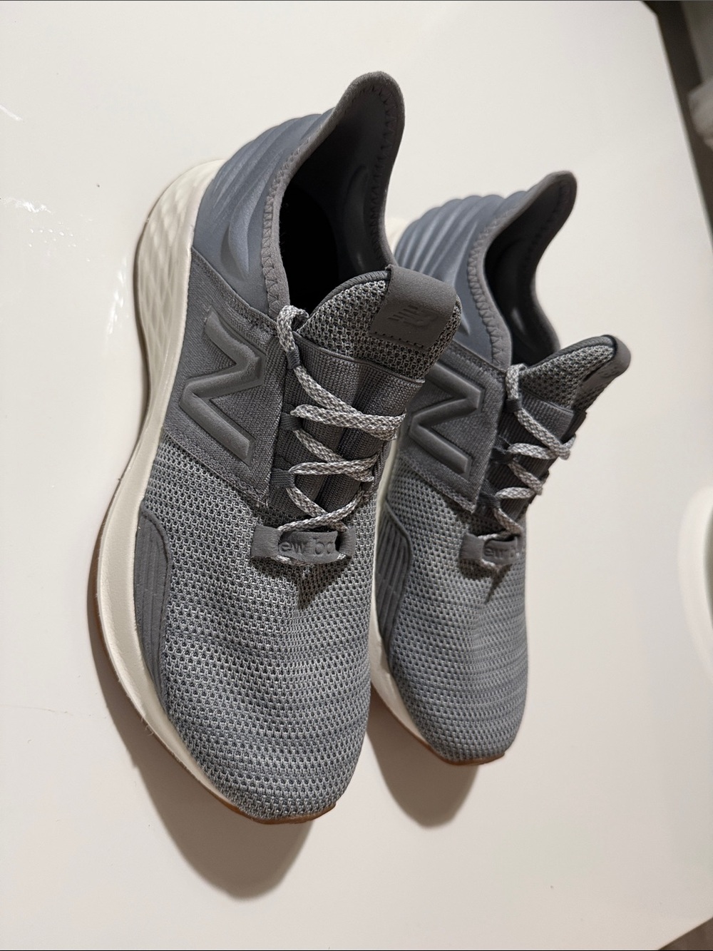 Balance Fresh Foam Roav Sneakers Women Sise 9.5 - Picture 3 of 16